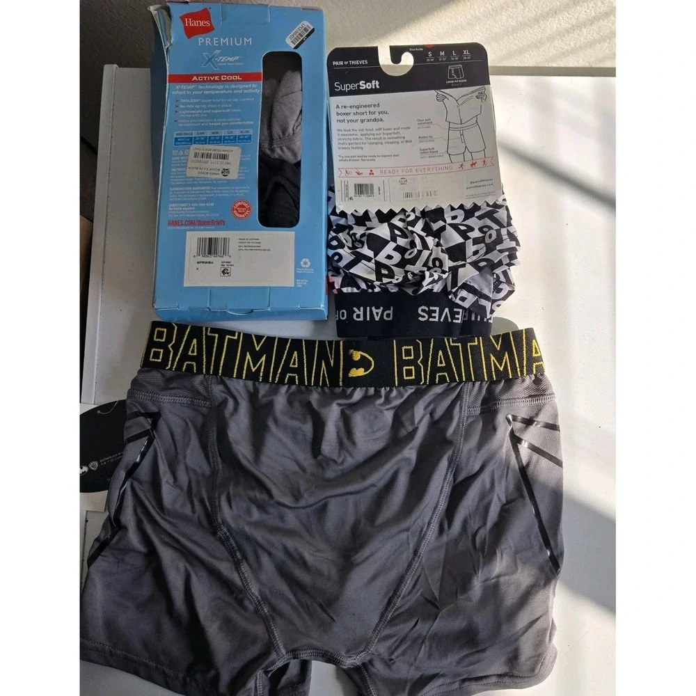 4 Pair Boxers - Pair‎ of Thieves Hanes Batman sz Small Black Loose Fit NWOT